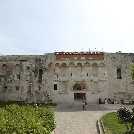 Golden Gate Dream 3* Split