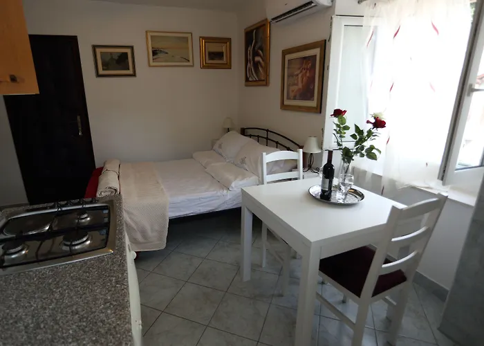 Golden Gate Dream Pensión Split