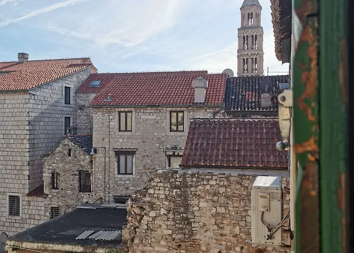 Golden Gate Dream Pensión 3*