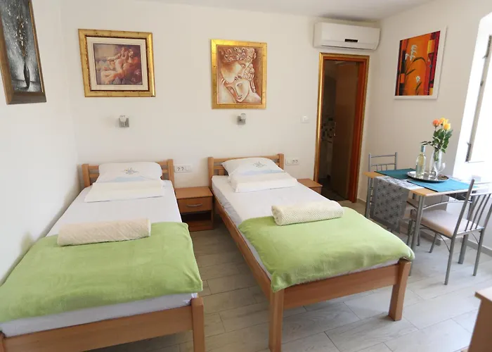 Golden Gate Dream Pensión Split