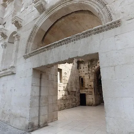 Pensión Golden Gate Dream 3*