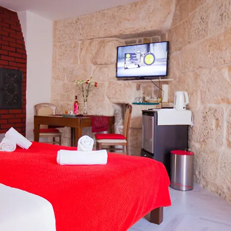 Golden Gate Dream Pensión 3*