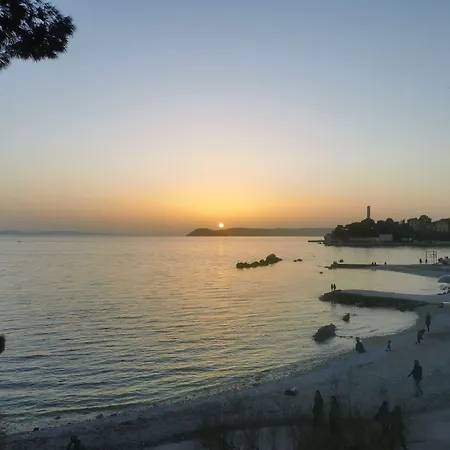 Pensión Golden Gate Dream 3*